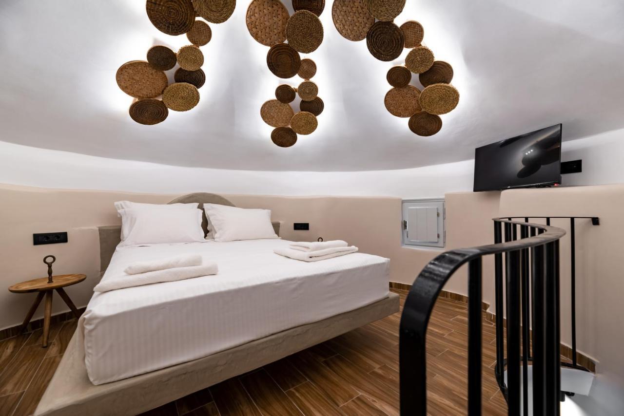 Lami Traditional Windmill - With Private Pool And Jacuzzi Pyrgos Kallistis ภายนอก รูปภาพ